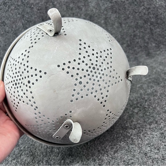 VTG 7 Star Aluminum Metal 9" Colander 3 Footed Strainer Retro Farmhouse - Picture 7 of 7